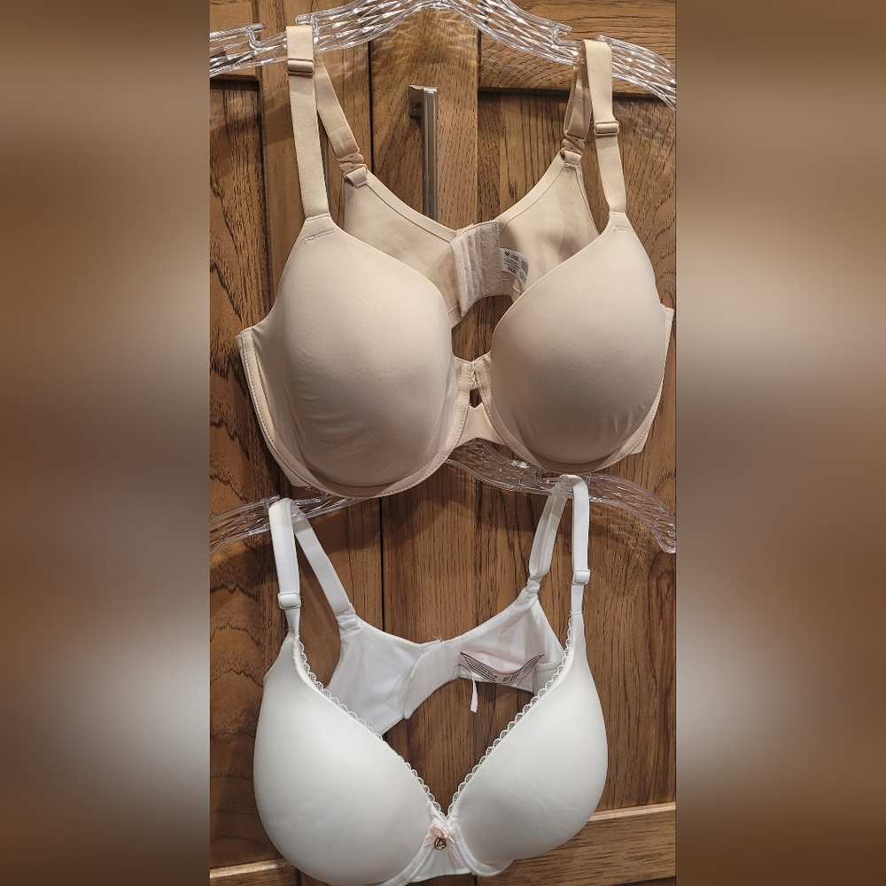 Lot of 2(two) 36DD bras white Victoria Secret and tan Wacoal